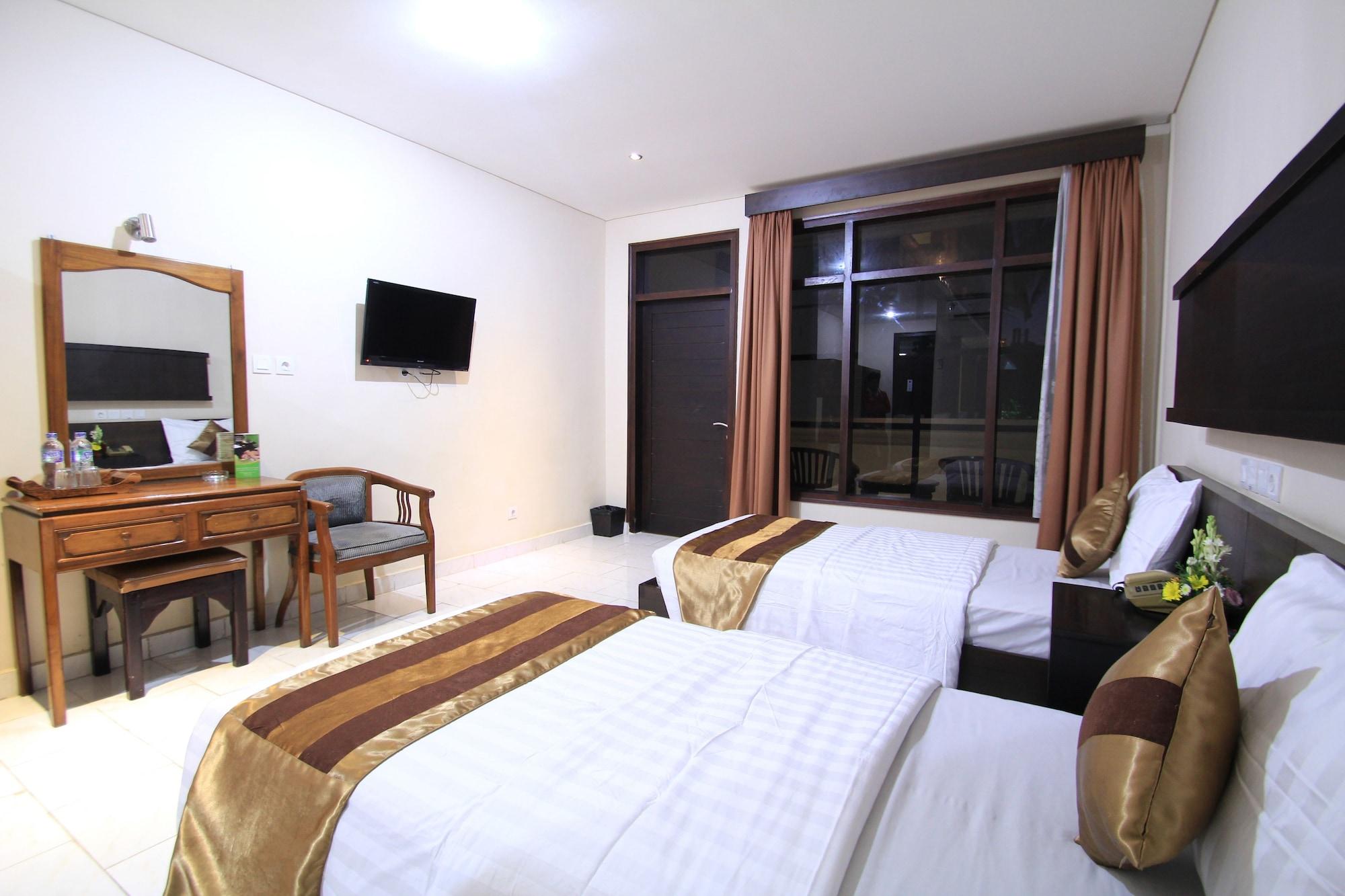 Bakung Beach Resort Kuta Lombok Buitenkant foto