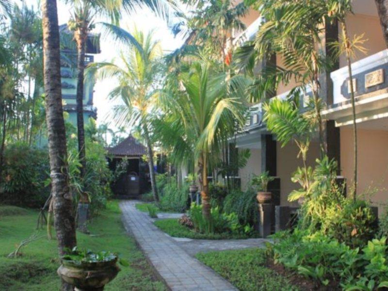 Bakung Beach Resort Kuta Lombok Buitenkant foto
