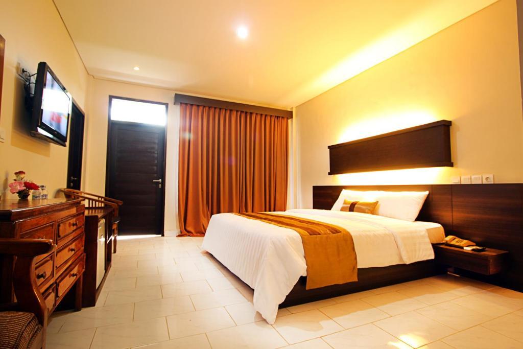 Bakung Beach Resort Kuta Lombok Buitenkant foto