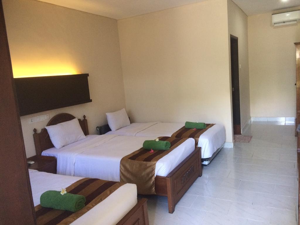 Bakung Beach Resort Kuta Lombok Buitenkant foto